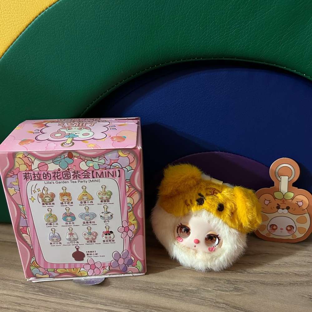Lila’s Garden Tea Party Mini - Picture 4 of 5